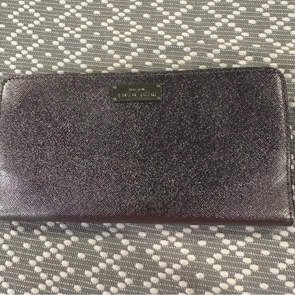 Henri Bendel silver Wallet